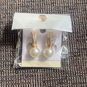 Costume Jewelry - NWT